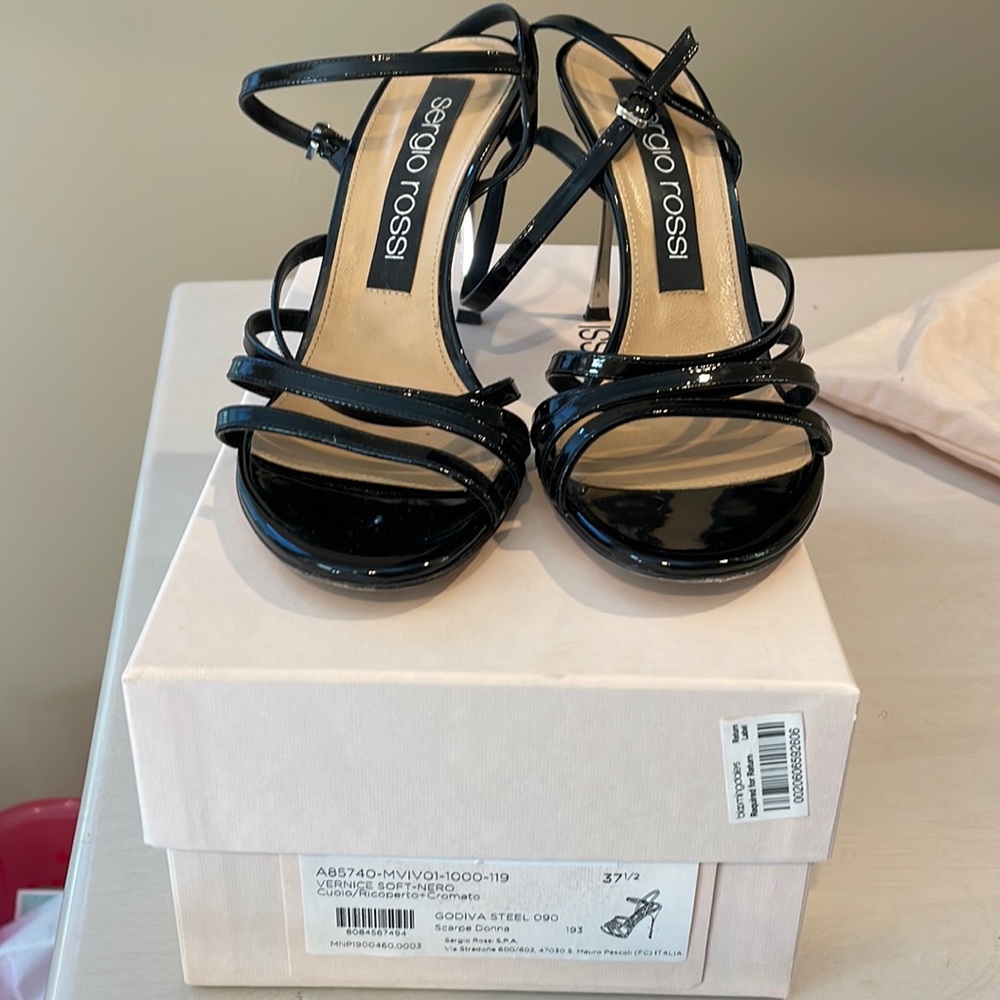 Sergio Rossi Heels with box and dust bags
